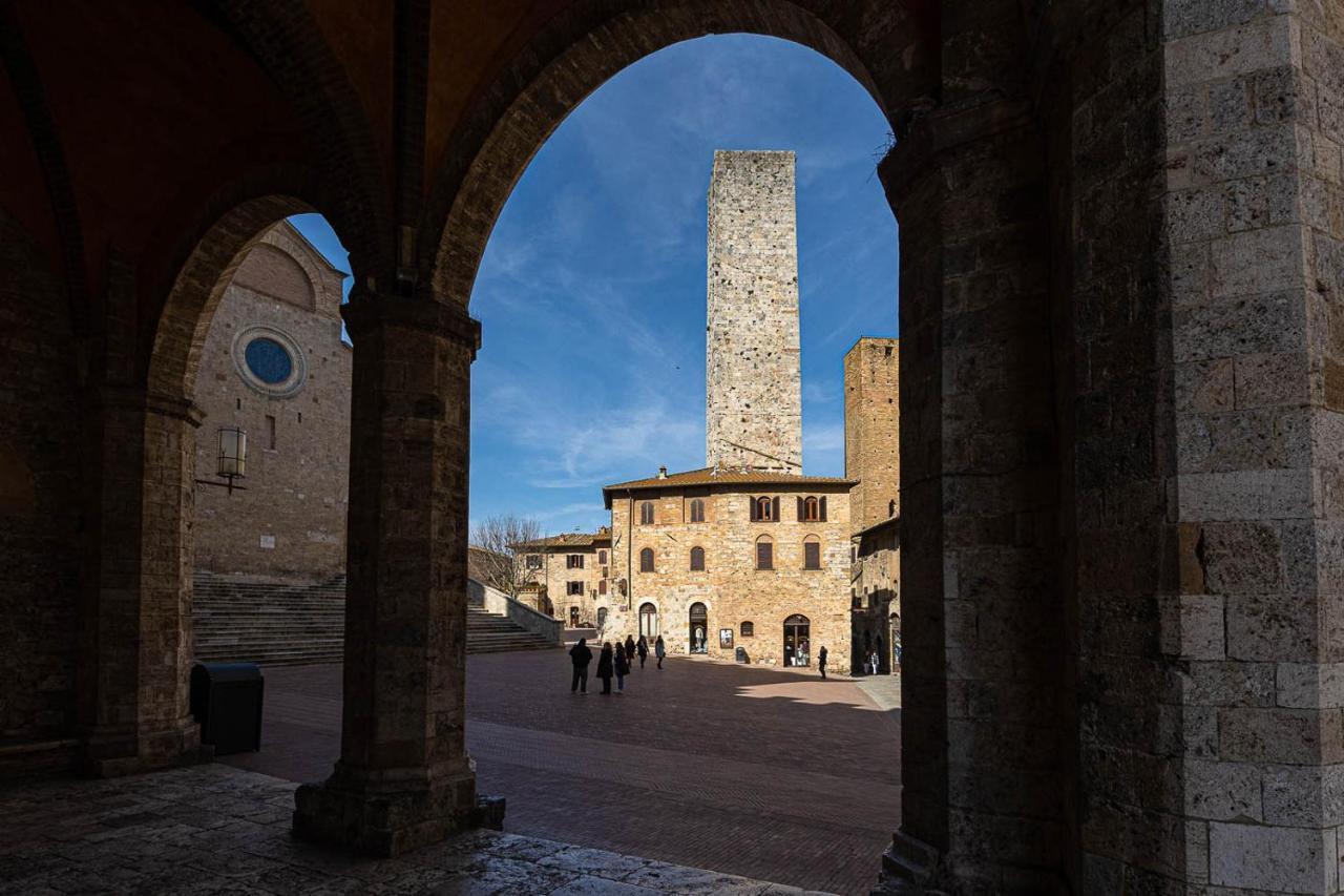 Torre Salvucci Maggiore Medieval Tower Experience サン・ジミニャーノ エクステリア 写真