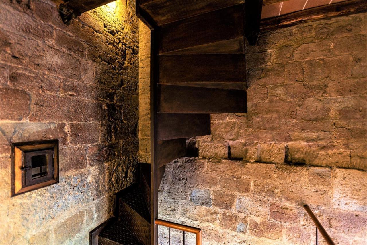 Torre Salvucci Maggiore Medieval Tower Experience サン・ジミニャーノ エクステリア 写真