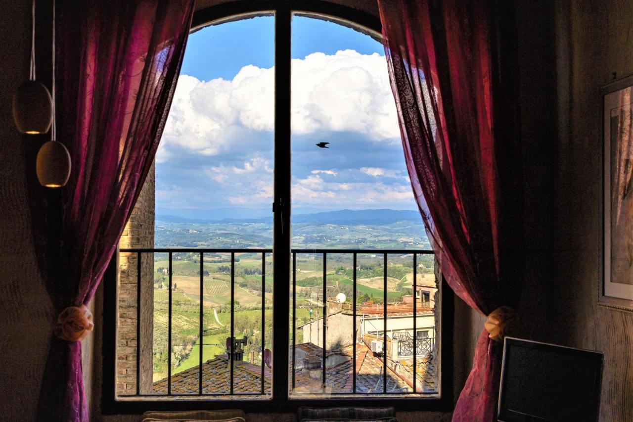 Torre Salvucci Maggiore Medieval Tower Experience サン・ジミニャーノ エクステリア 写真
